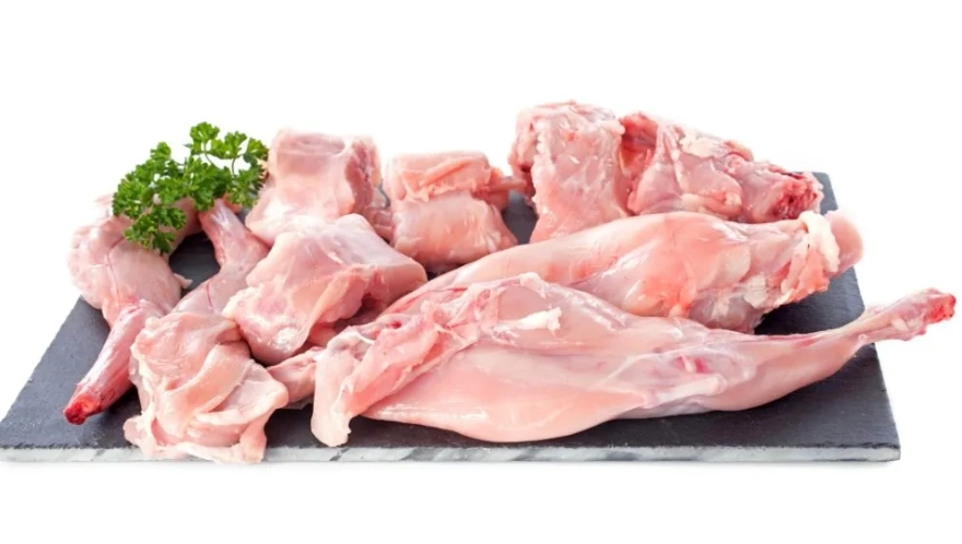 what does rabbit taste like